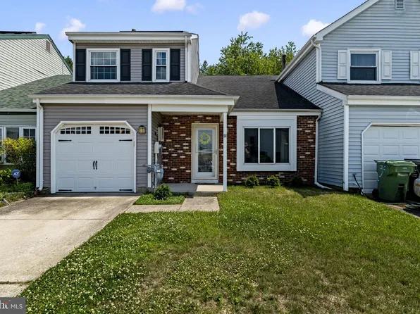 58 Hancock St, Logan Township, NJ 08085