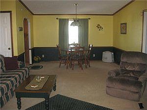 4th image of 26 Dogwood Dr