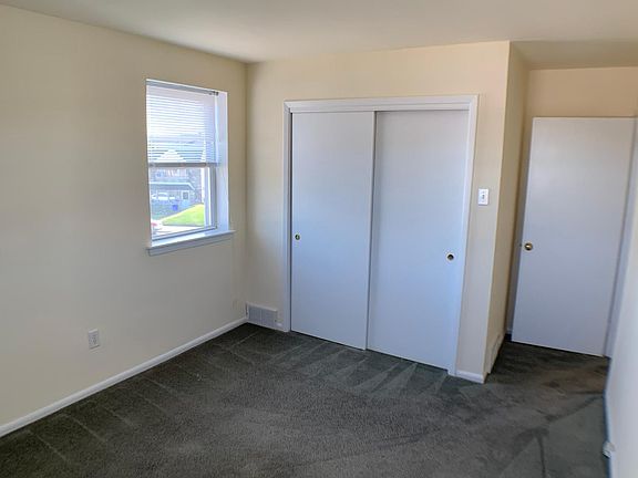 3rd image of 1961 Goodnaw St #2F