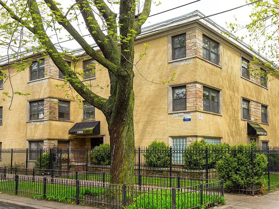 1st image of 1902 W Birchwood Ave APT 2A