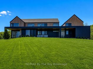 18 Raintree Ct, Clearview, ON L9Y0K2