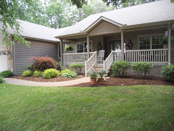 2nd image of 16 Dockside Dr