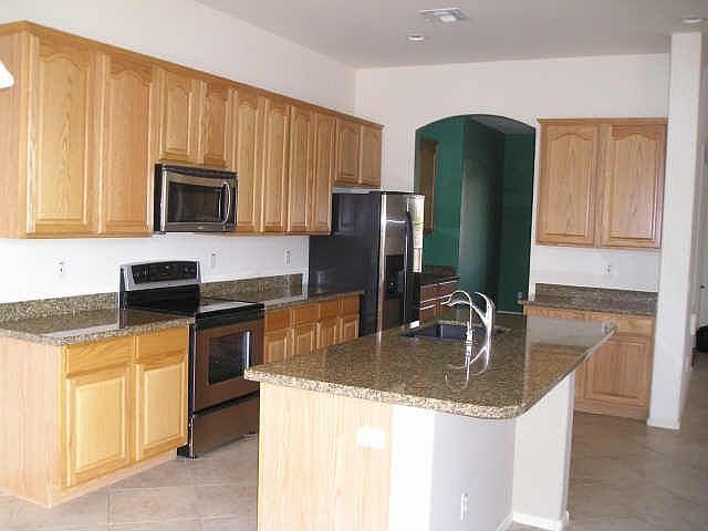 2nd image of 1604 Beekman Pl NW APT C