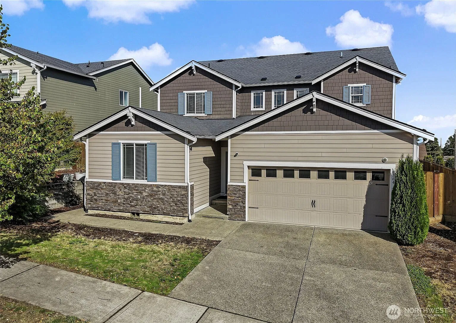 4 bed, 3265 sqft, $4,500 — Photo 1