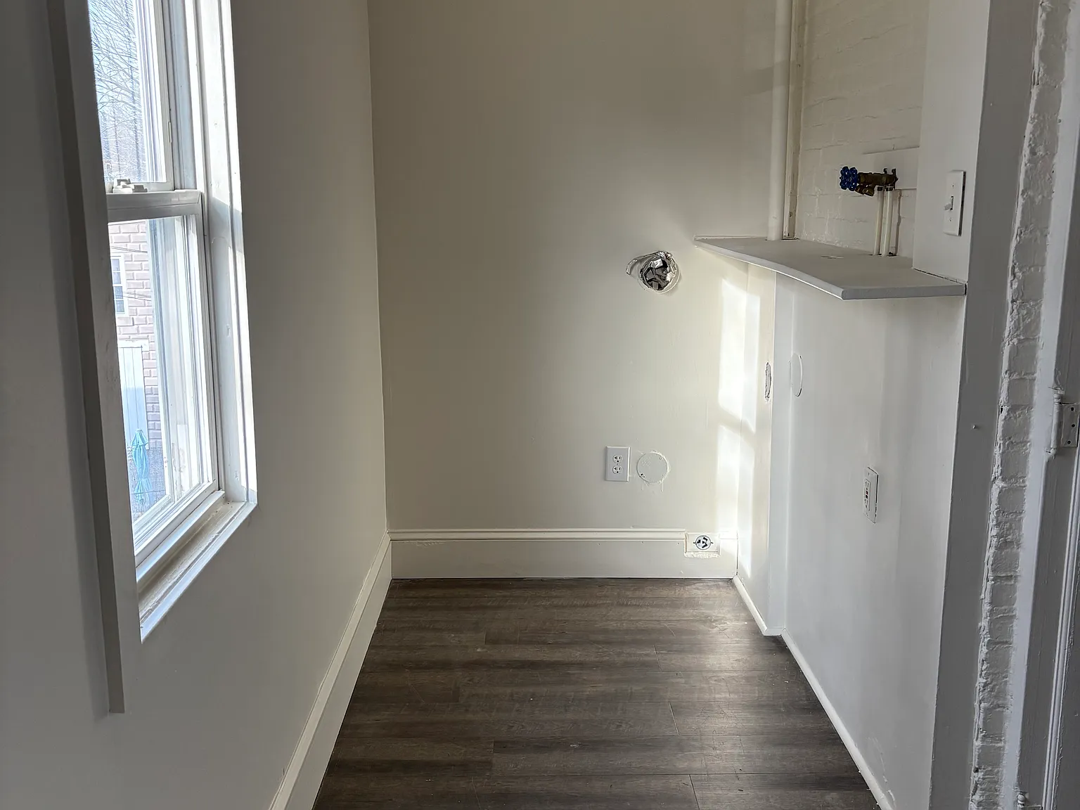 128 Pearl St — Photo 4