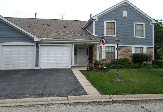 1st image of 1428 Williamsburg Dr Unit D1