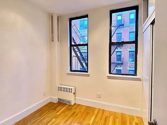 2nd image of 67 Thompson St APT 4A