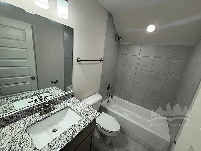 340 Chesnut Ridge Cv — Photo 17