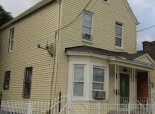 649 S 10th St, Newark, NJ 07108
