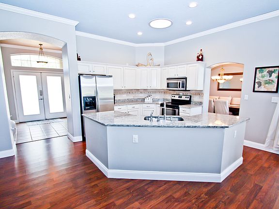3rd image of 1081 Egret Lake Way
