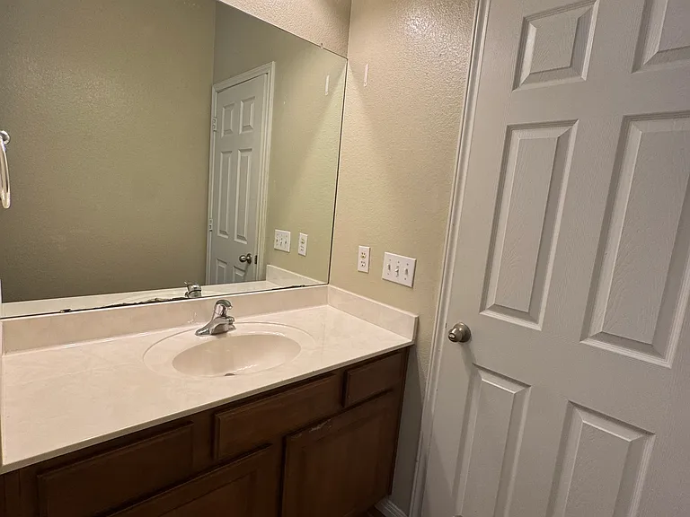 5407 Evans Ave — Photo 17