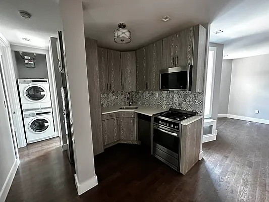 Rented by ERN Flats | media 9