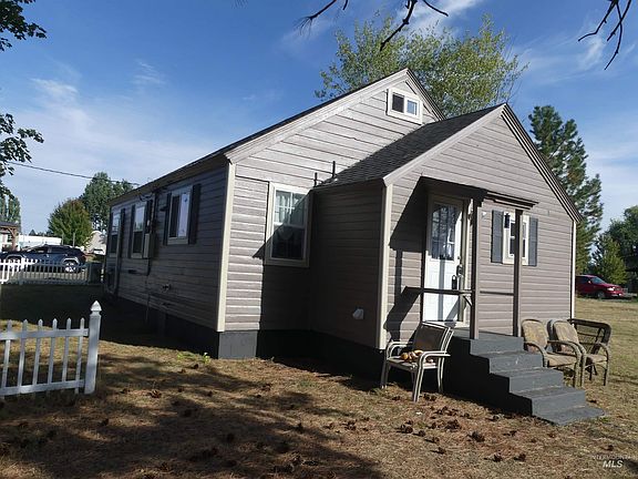 3rd image of 321 Spaulding Ave