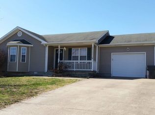 807 Stableford Rd, Oak Grove, KY 42262