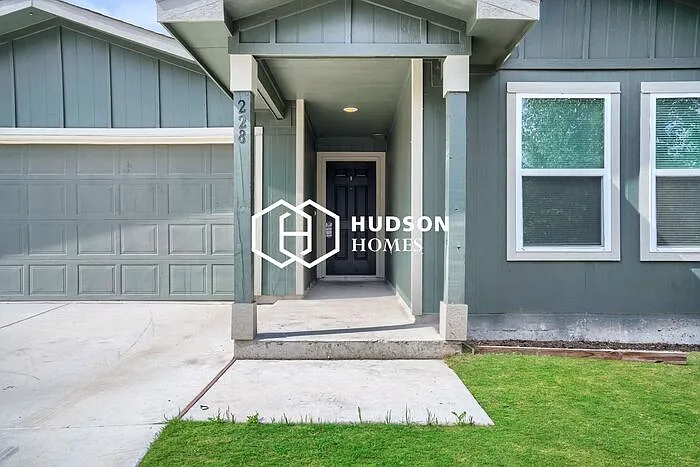 228 Garcia St — Photo 3