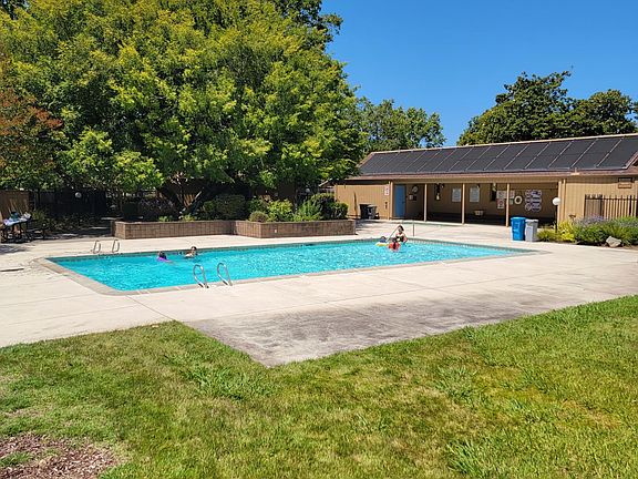Home owners pool across the street. Only available to renters and owners. Fees paid by owner.