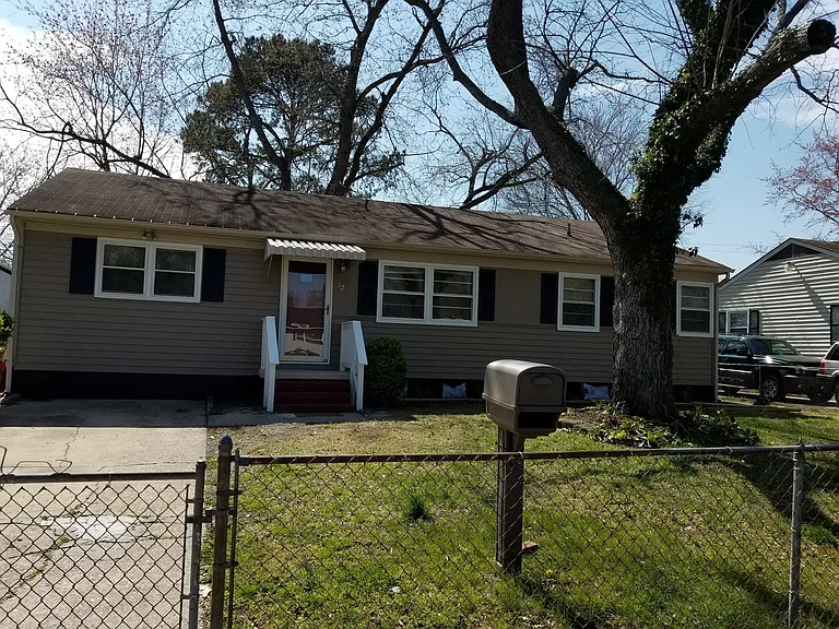 12 Clemwood Pkwy — Photo 1