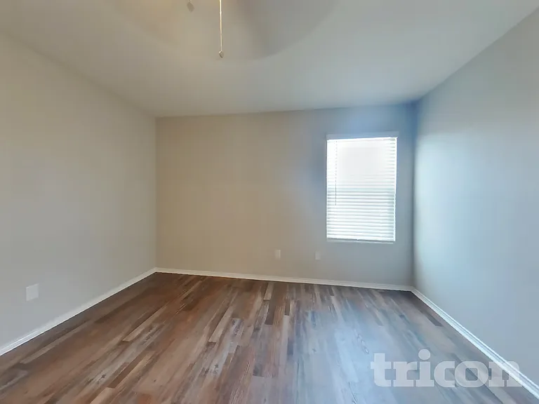 460 Blue Crow Ln — Photo 7