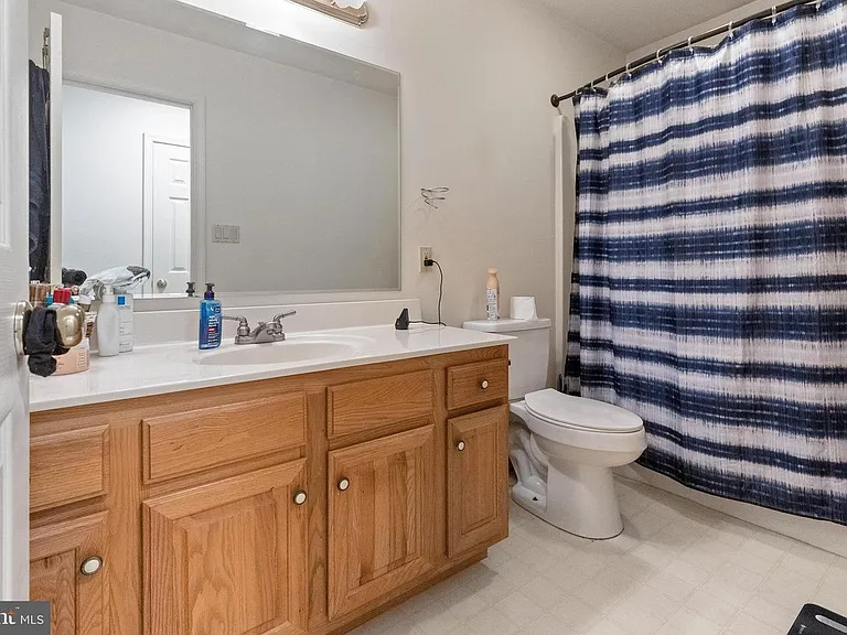 16 Ashburg Dr — Photo 10
