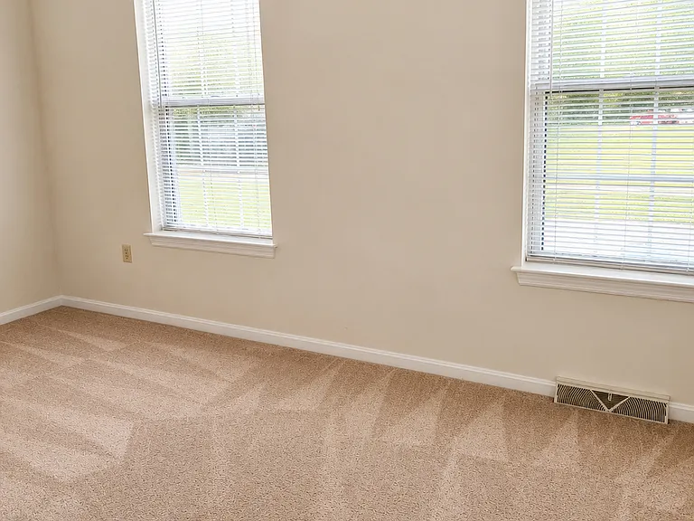 228 Federal Way — Photo 8