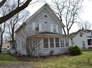 615 Center St, Lake Geneva, WI 53147