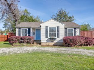 4231 S Cresthaven Rd, Dallas, TX 75209