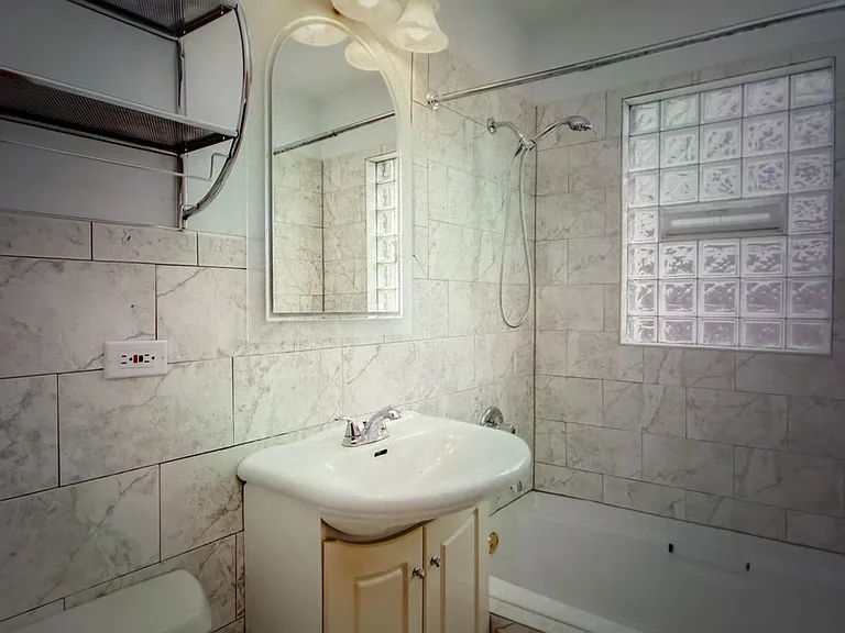 4340 Kolze Ave — Photo 10