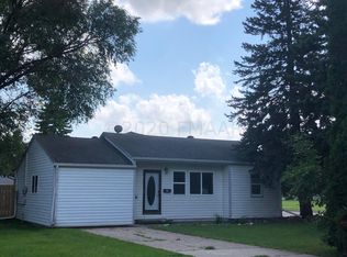 1023 7th Ave N, Wahpeton, ND 58075