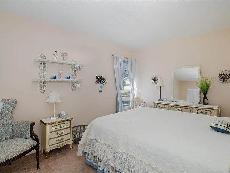 8015 San Fernando Dr — Photo 11
