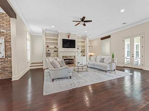 3rd image of 4364 Chapel Hill Row