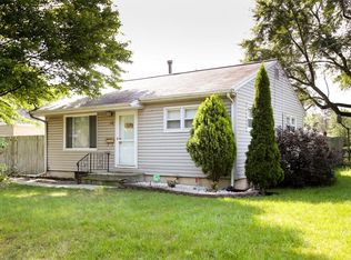 1135 Frisbie Blvd, Springfield, MI 49037