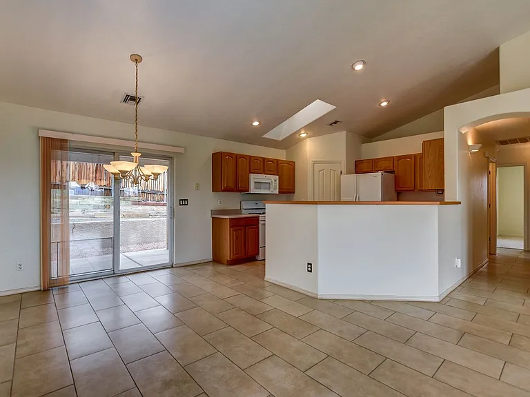 8381 E Hopi Cir — Photo 8