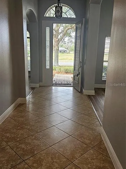 317 E Blue Water Edge Dr — Photo 17