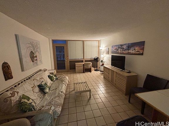 5th image of 1720 Ala Moana Blvd APT 705A