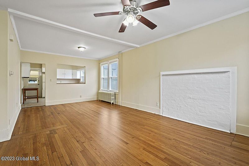 4th image of 11 Wilkins Avenue