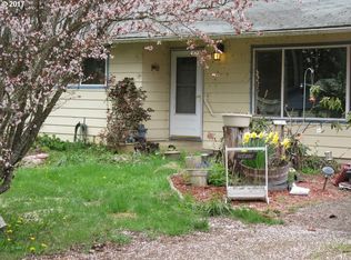 26066 Marina Rd, Veneta, OR 97487