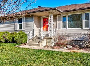 555 Baker Ave, La Salle, IL 61301