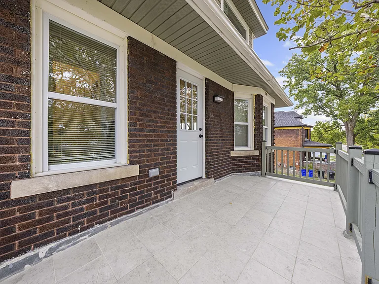 520 Smith St #2 — Photo 7