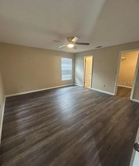 563 Holbrook Cir — Photo 20