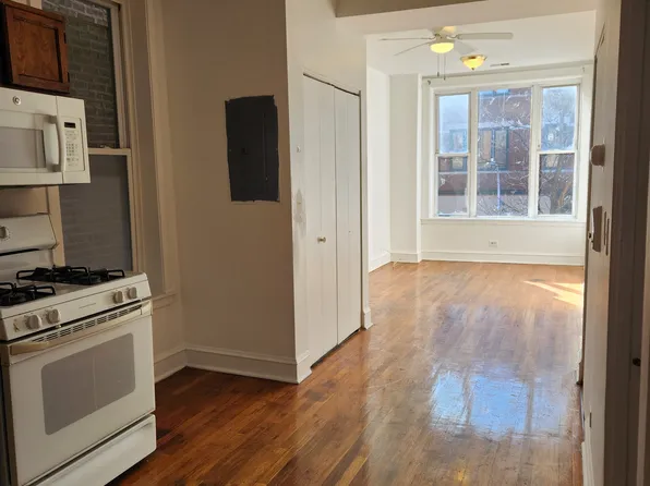 2238 W 21st St #2F, Chicago, IL 60608