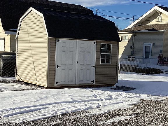 4th image of 911 Newell St