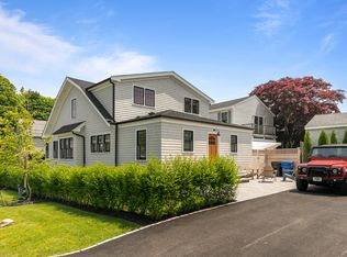 109 Carroll Ave, Newport, RI 02840