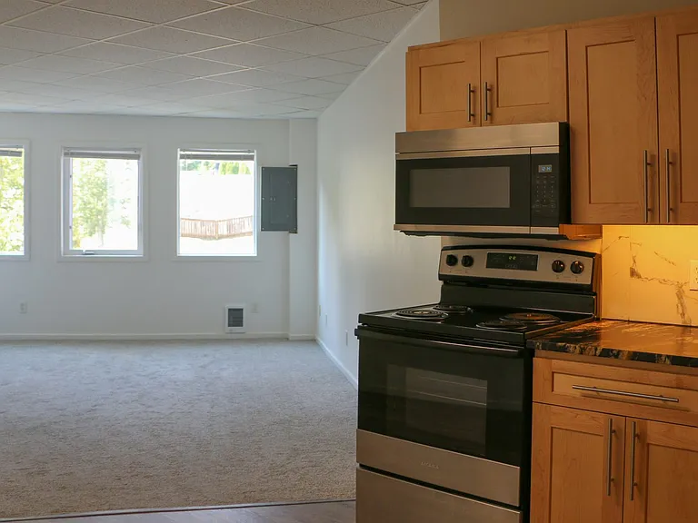 17911 W Big Lake Blvd #8 — Photo 4