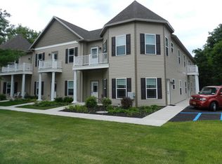 2 Stonington Hill Rd APT A, Voorheesville, NY 12186