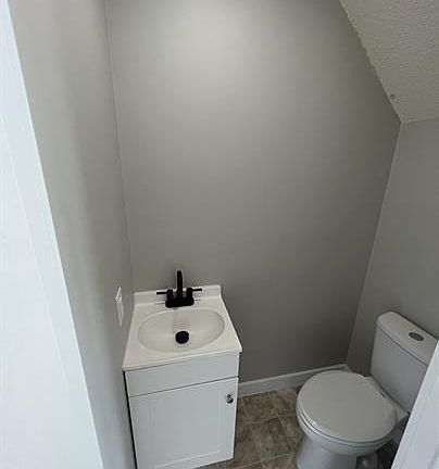 5th image of 175 Bell Court Dr #9
