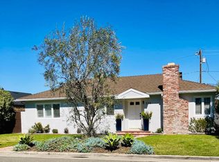 358 Walnut St, Costa Mesa, CA 92627