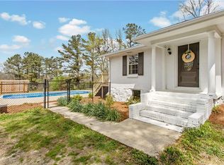 664 Burnt Hickory Rd, Powder Springs, GA 30127