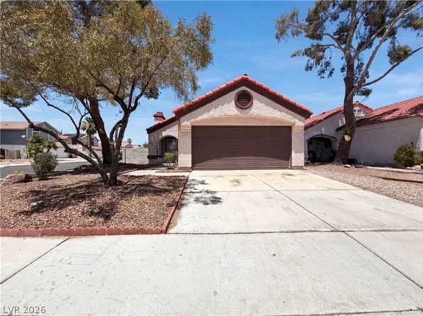 6212 Warm River Rd, Las Vegas, NV 89108