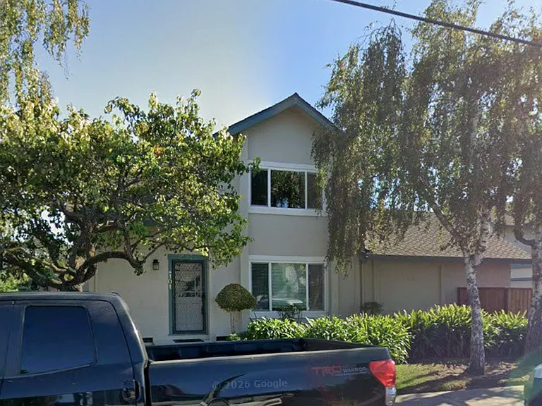 Reeve St — Photo 1