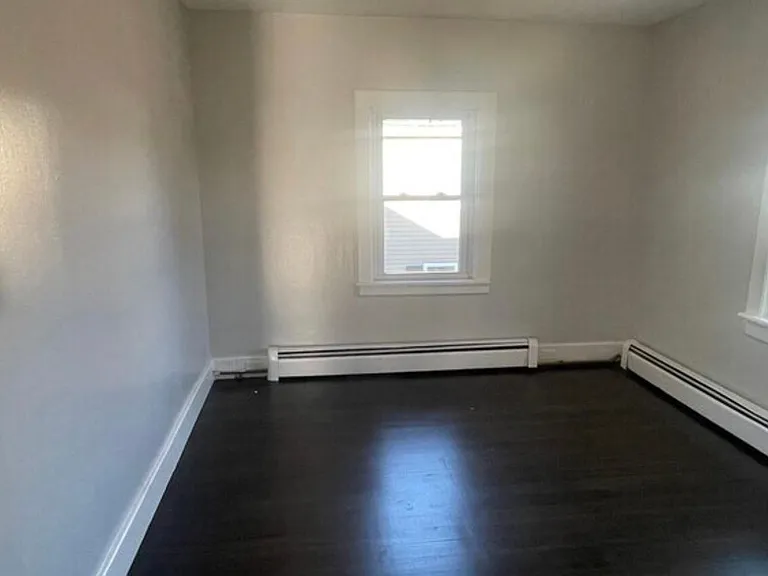 18 Noyes Ave #2 — Photo 9